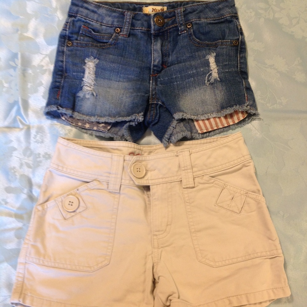 Girls size 8 shorts
